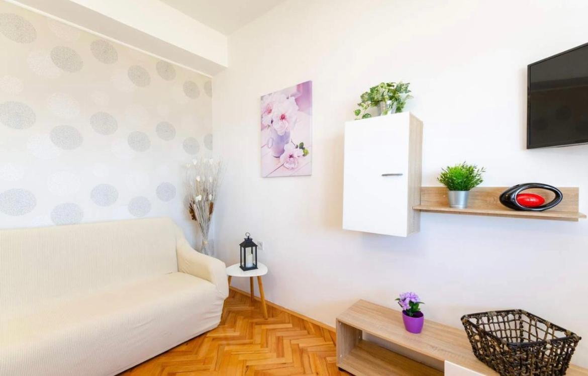 Apartments Tatjana Crikvenica Exterior photo